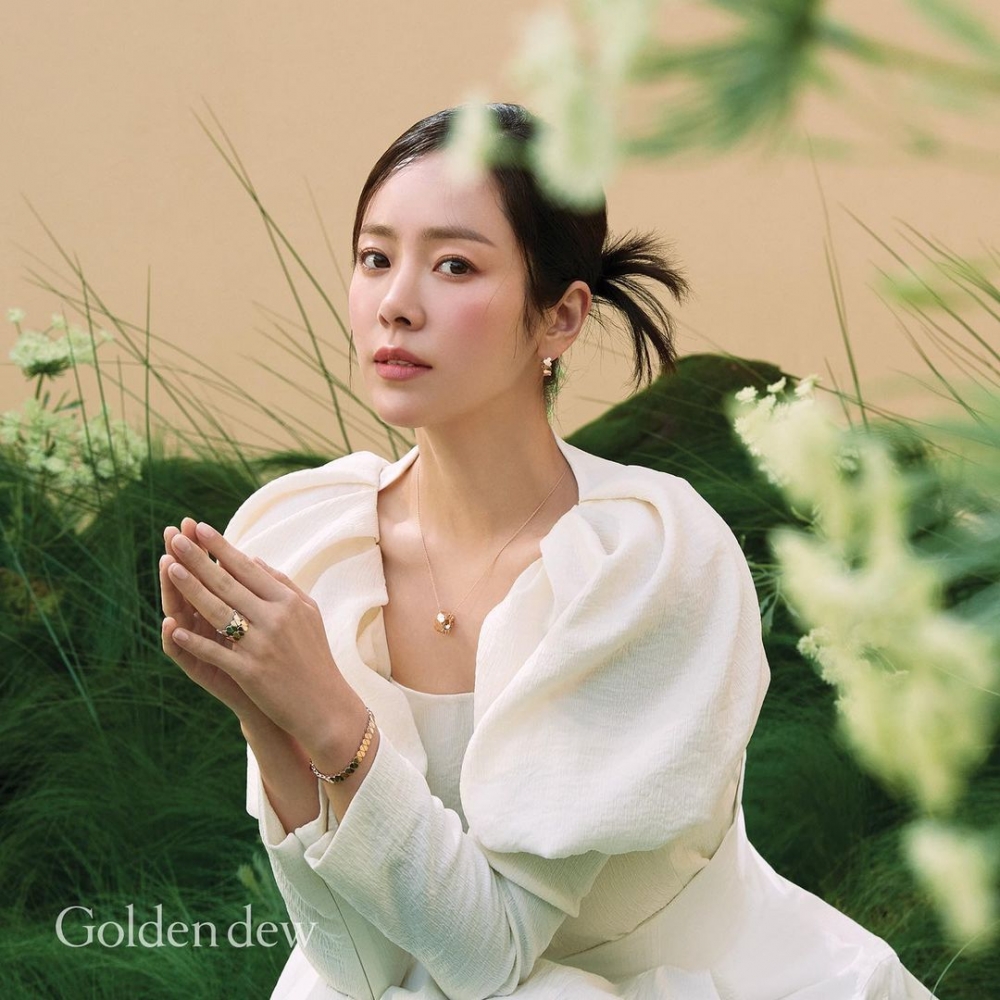 在《我們的藍調時光》 中韓志旼與細自己6歲的金宇彬組成拍檔,絲毫看不出年齡的差距。