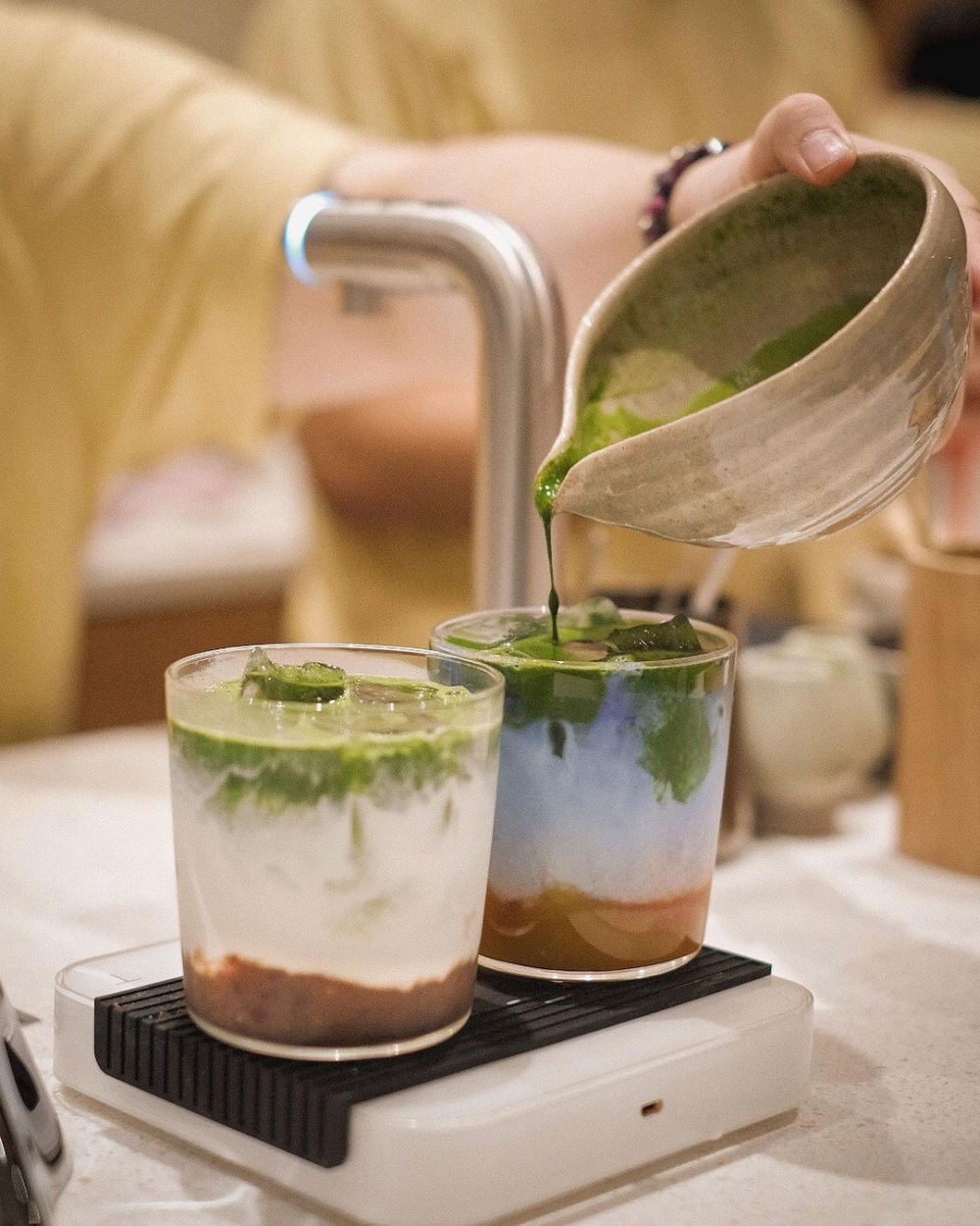 店內的招牌抹茶飲品更是必嚐的美味。