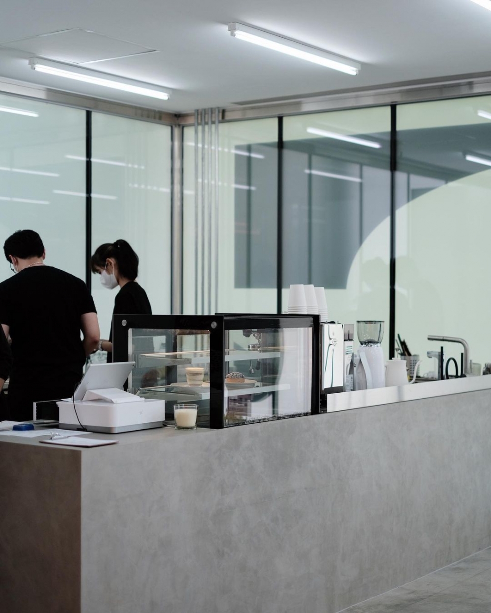 店內是簡約的摩登設計,讓你感受到不同的氛圍。