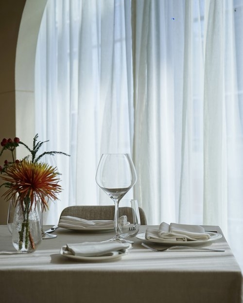 拱門形狀的設計遍佈在四周。