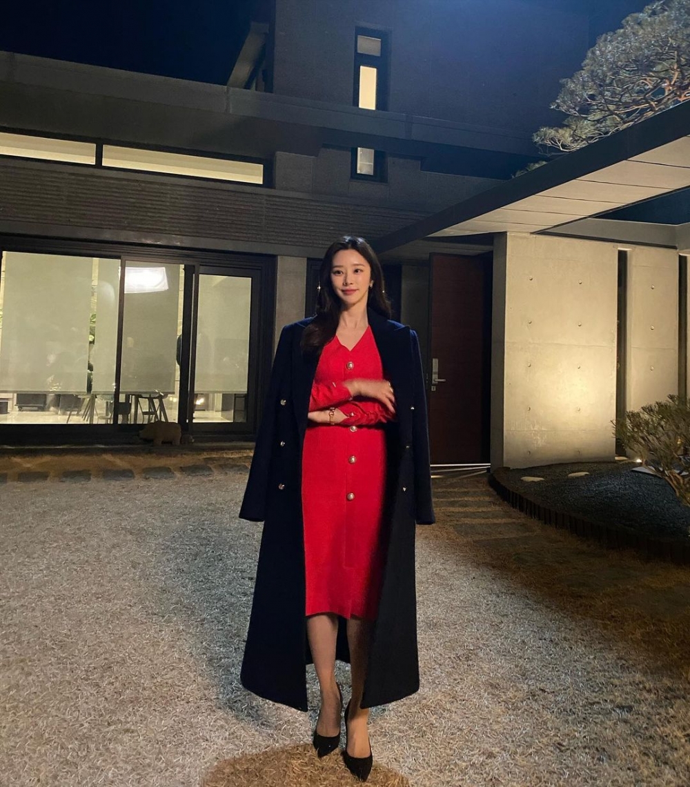 除了在此劇當場之外,她也在《Doctor Lawyer》裡演出。