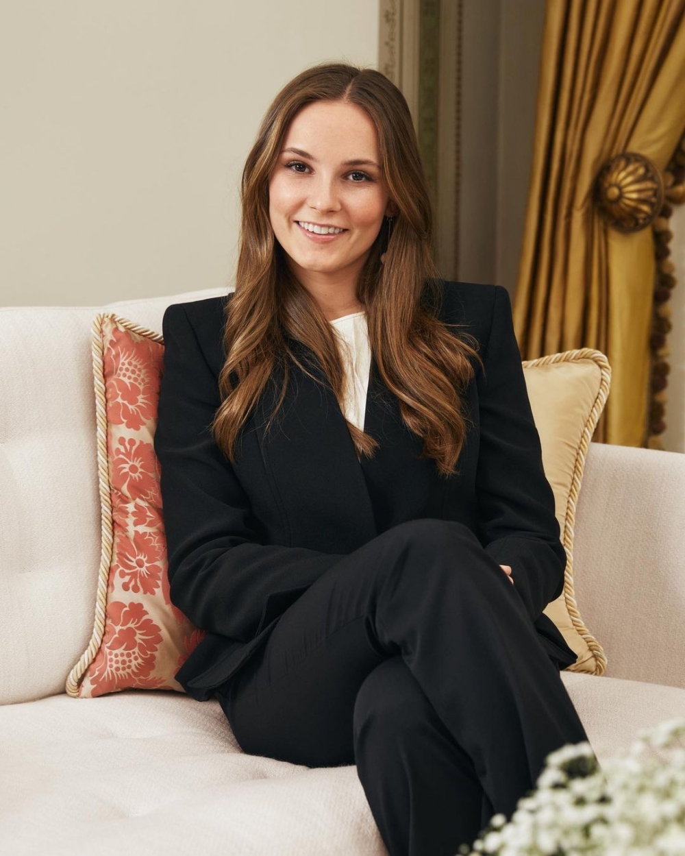 慢慢前往成為女王的道路上。