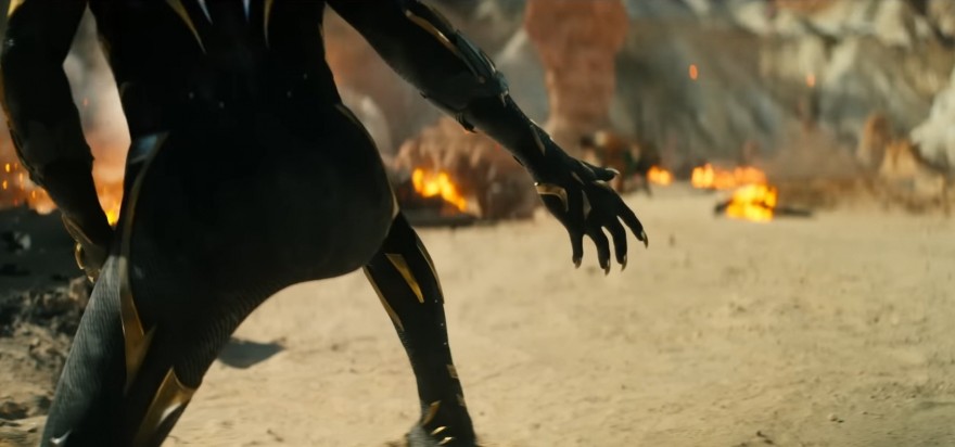 預告片結尾處，穿著黑豹套裝的那個人是誰？