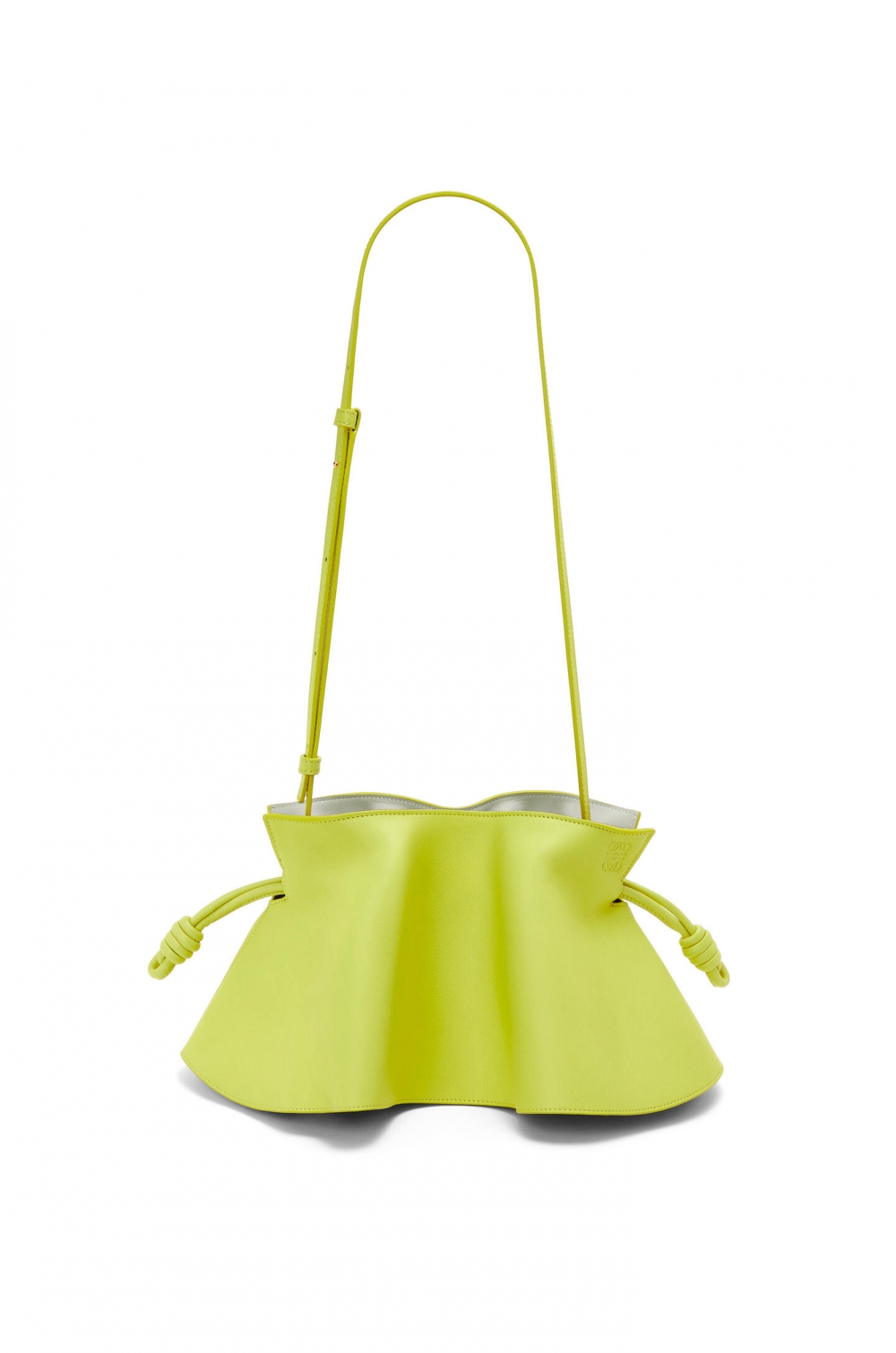 Flamenco Bag變奏為花瓣裙手拿包。