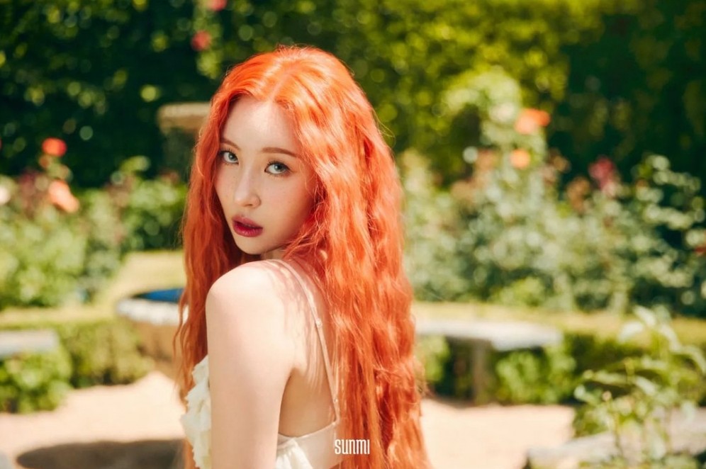 宣美是次的美人魚人設,夏日女王當之無愧。