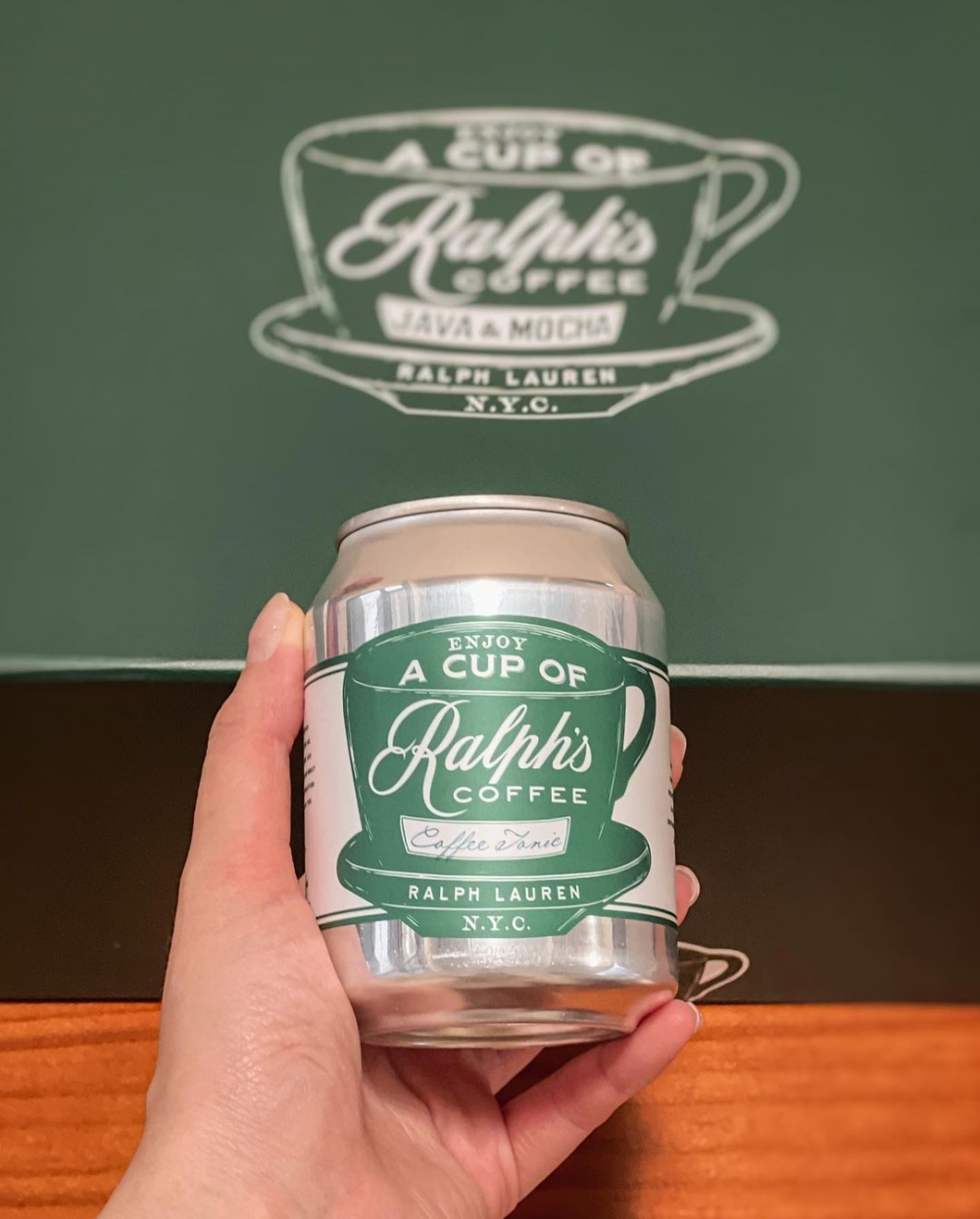 Ralph Coffee新推出的罐裝咖啡通寧飲。