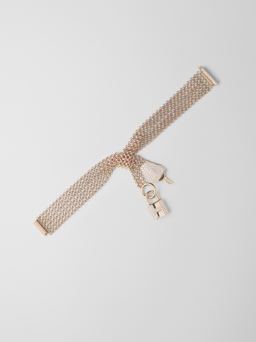 Kelly Clochette玫瑰金手鐲（約HK$352,900）