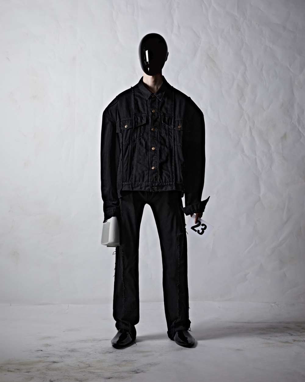 經過水洗處理的牛仔外套。