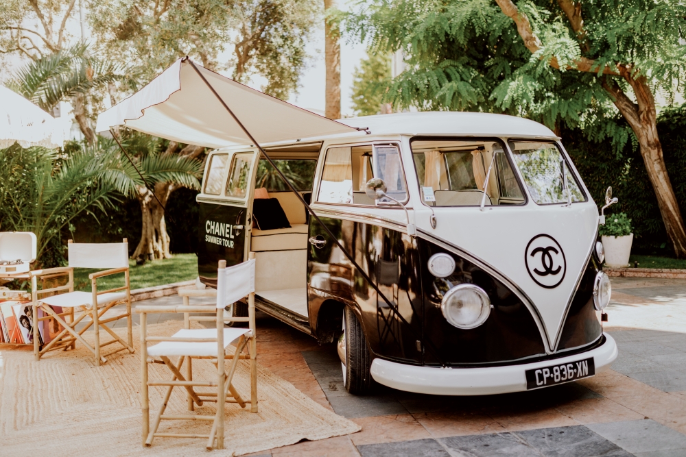 在季節限定店,展開了活動的序幕。