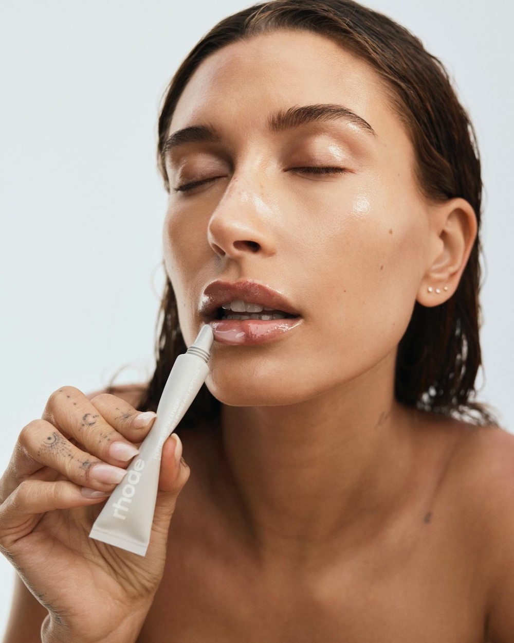 Rhode Skin以日常護膚程序都需使用的產品為主打。