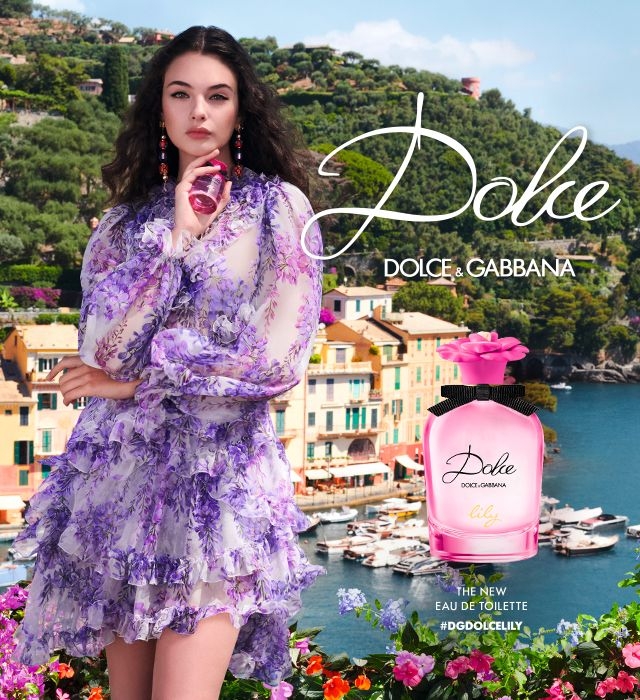 她也曾為Dolce & Gabbana拍攝時尚廣告。
