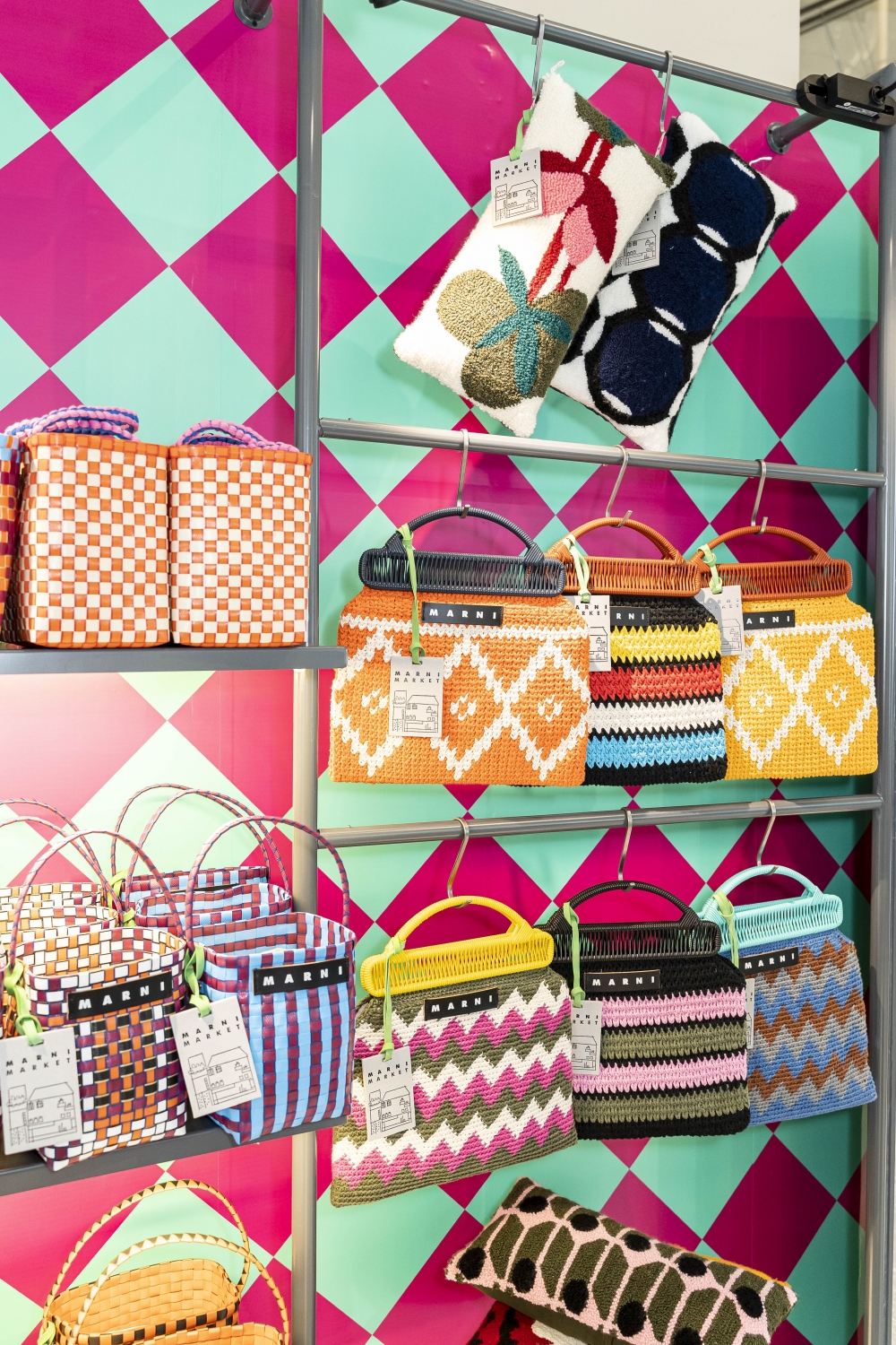 或許你也會對它愛不釋手喔。