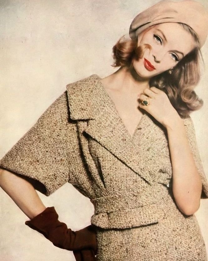 她的奶奶是登上《Vogue》雜誌的模特兒。