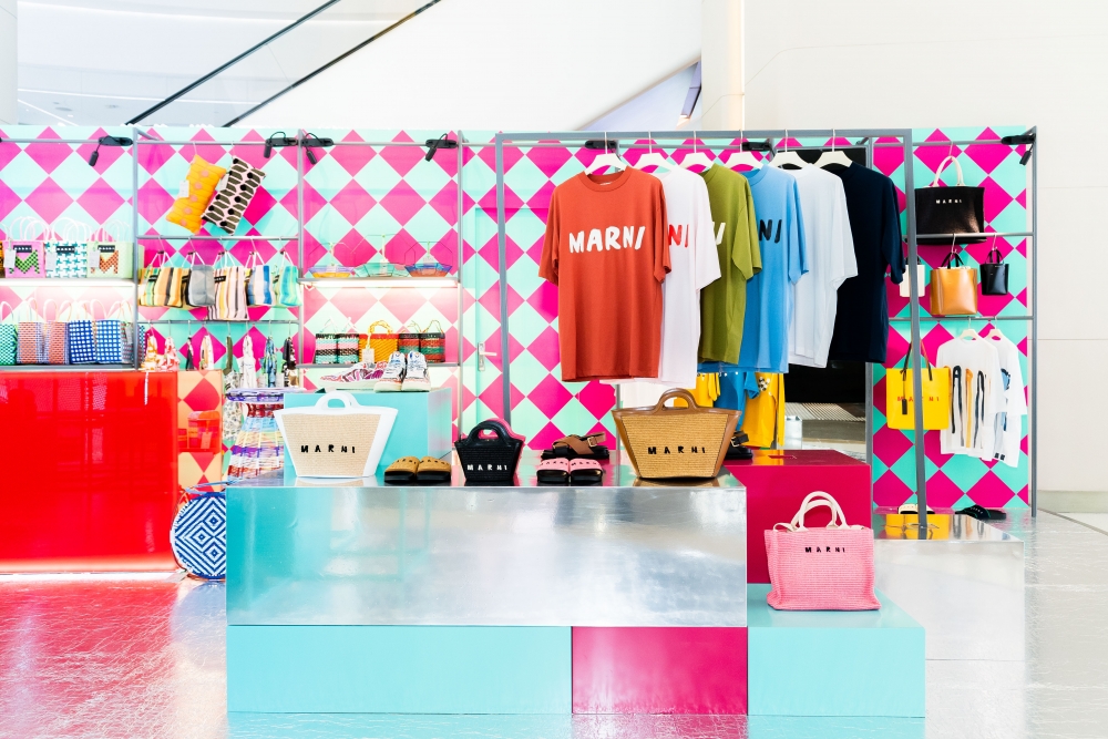 在這裡你從服飾到家具應有盡有。