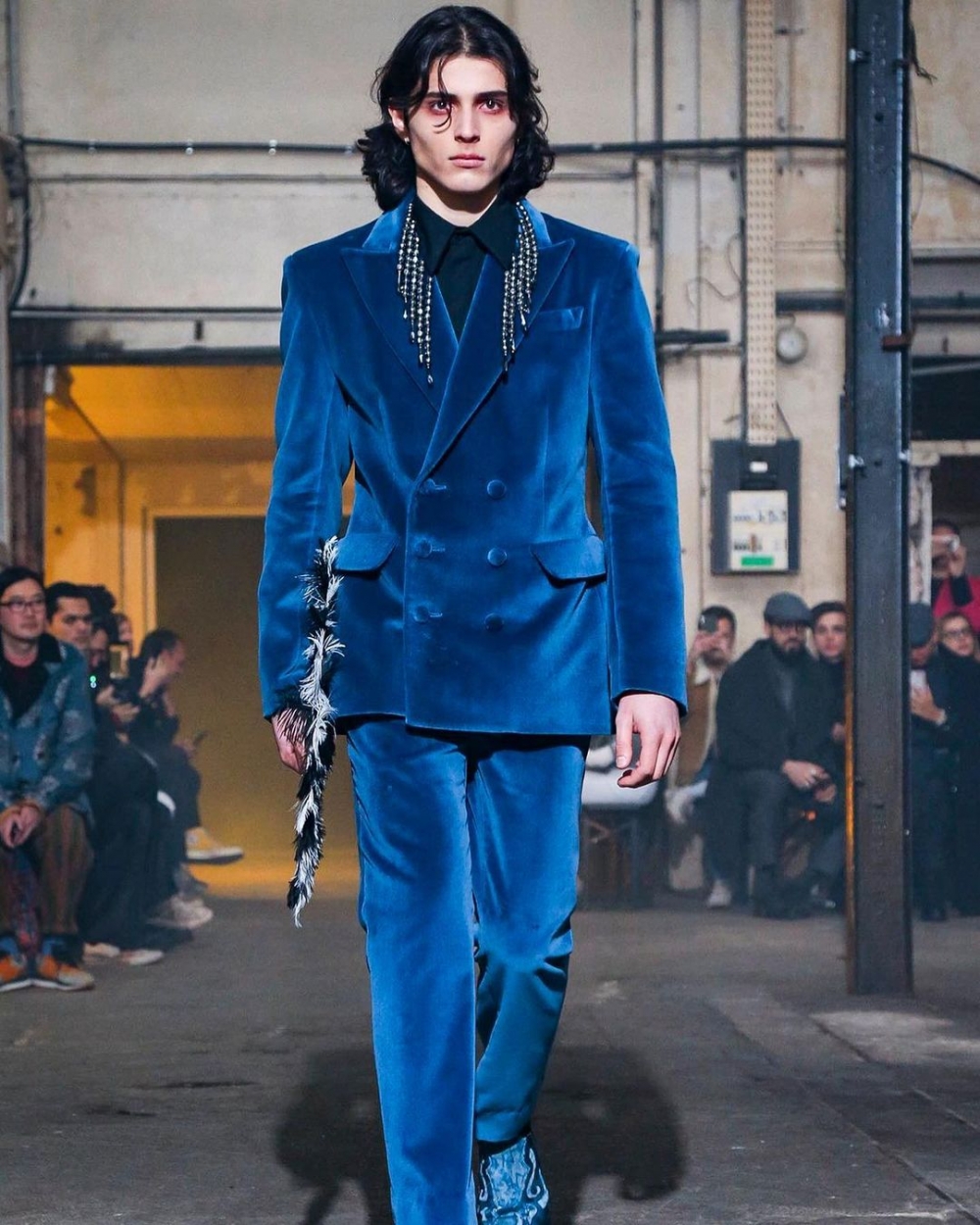 曾為許多品牌的時裝秀走秀。