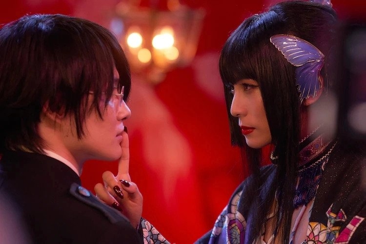 神木隆之介與柴崎幸主演男女主角。
