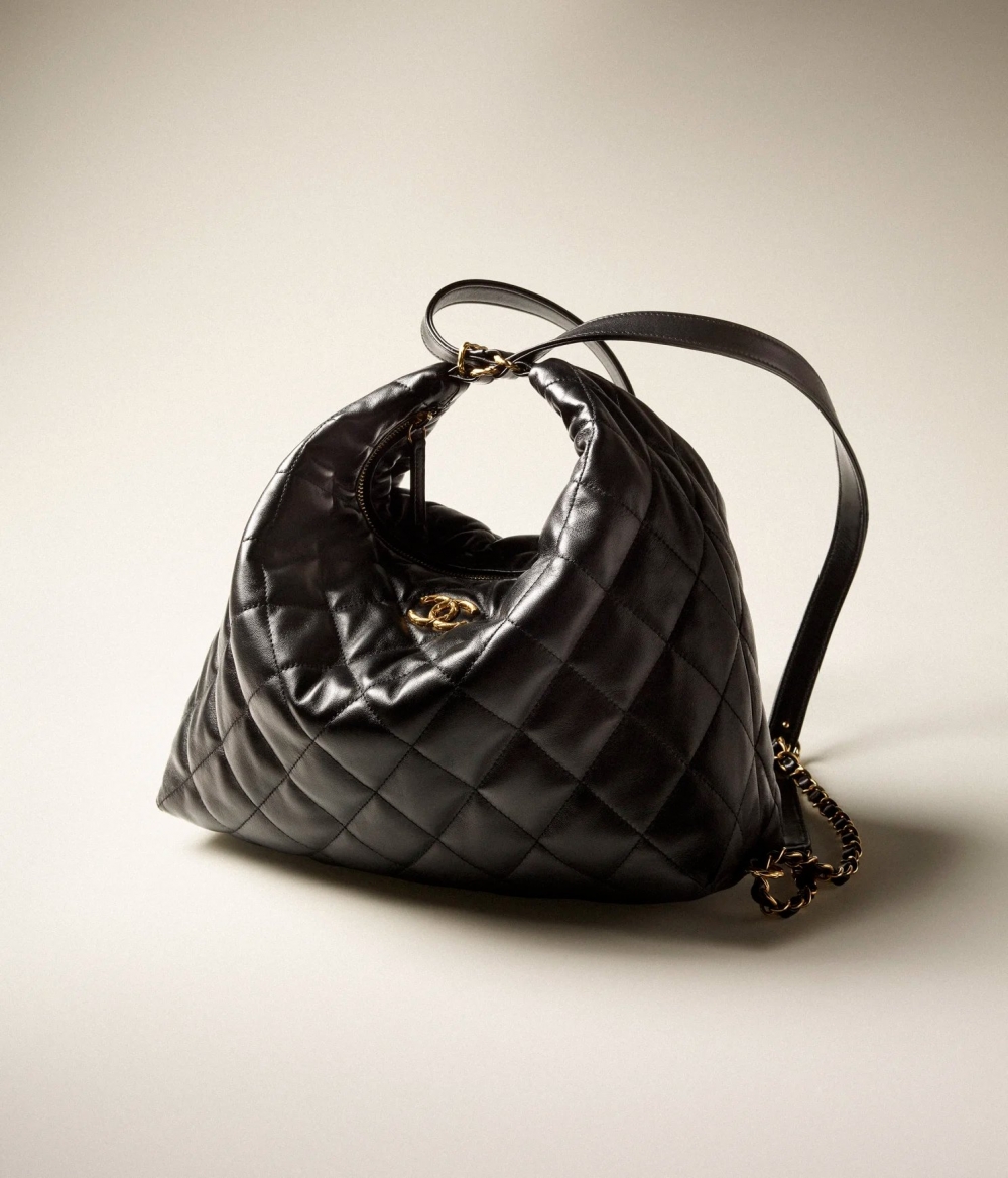 這款能兩用的手袋款式或許更能引起你的注意。