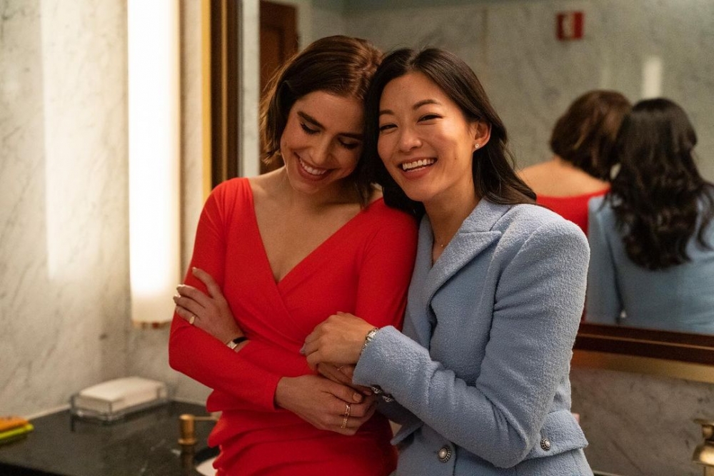 她這次在劇中穿上了時髦的服裝。