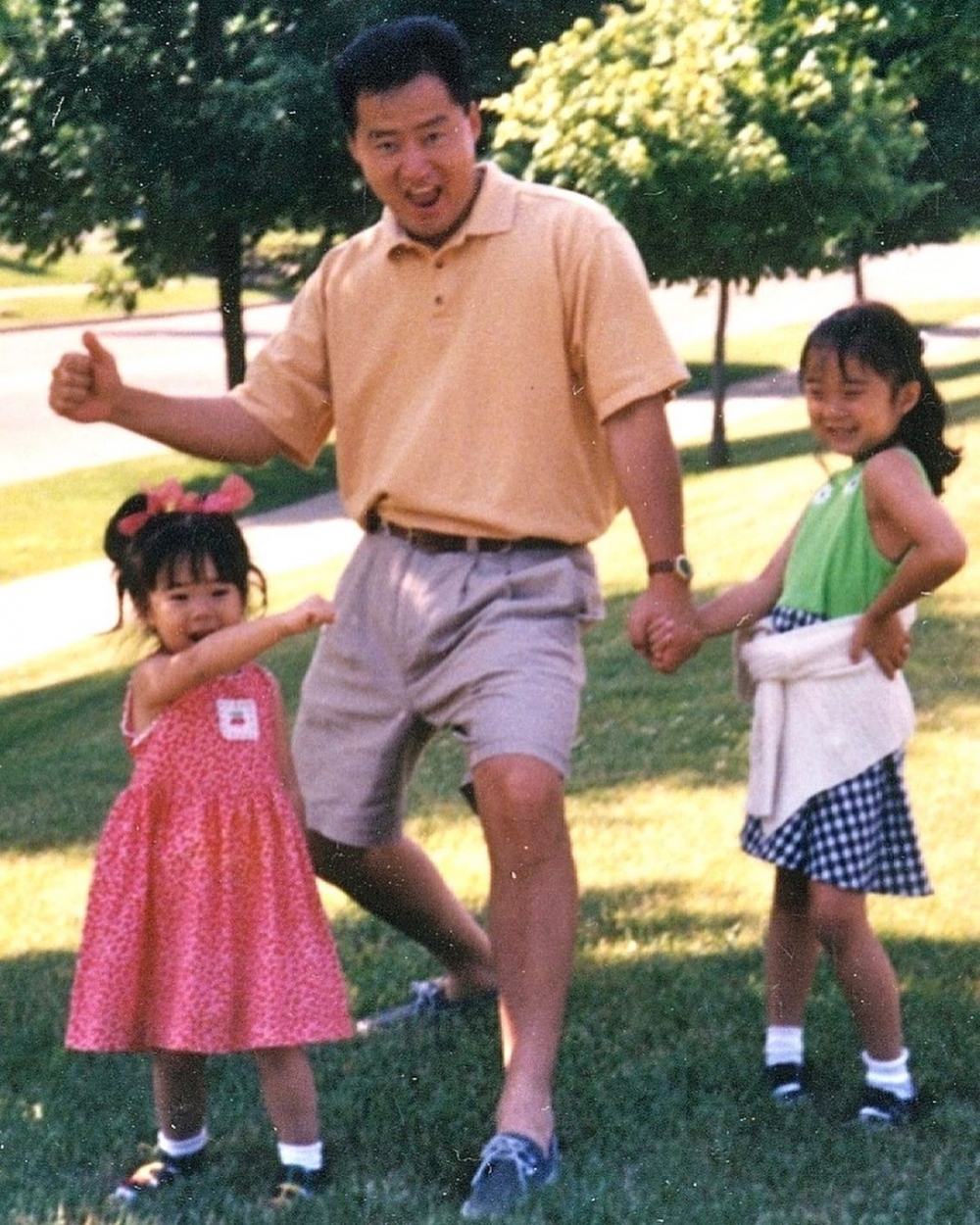 她在青少年時曾受白血症之苦。