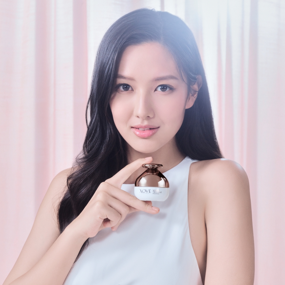 隆重介紹:Mandy推介護眼好物:XOVĒ白松露明眸提升緊緻眼霜!你都想擁有Mandy同款迷人眼眸,必試!