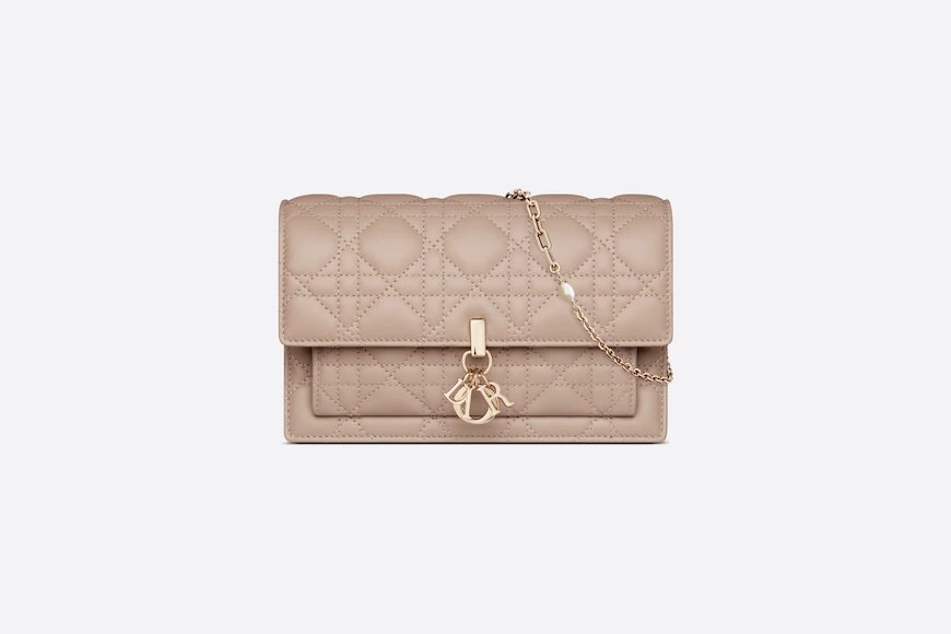 又或是這一款摩登設計的款式。