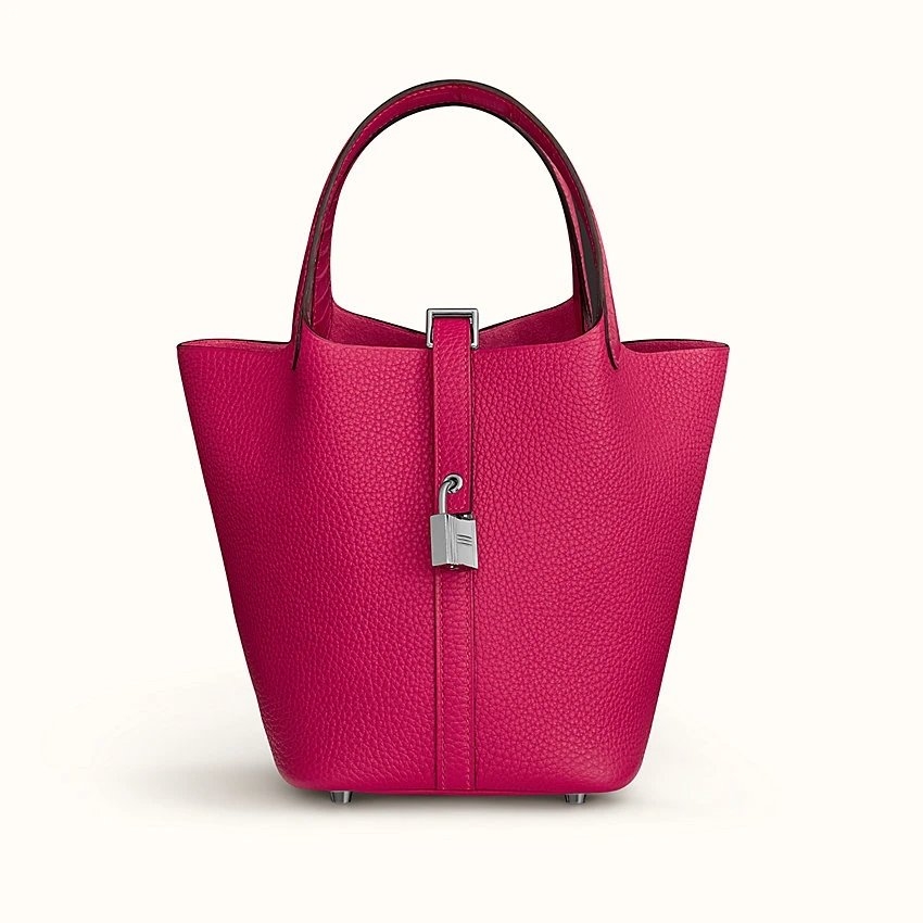 桃紅色的款式也相當出色。