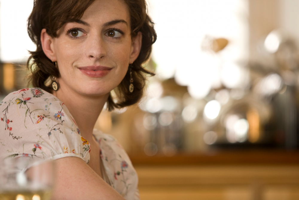 在電影中是由Anne Hathaway擔任女主角。