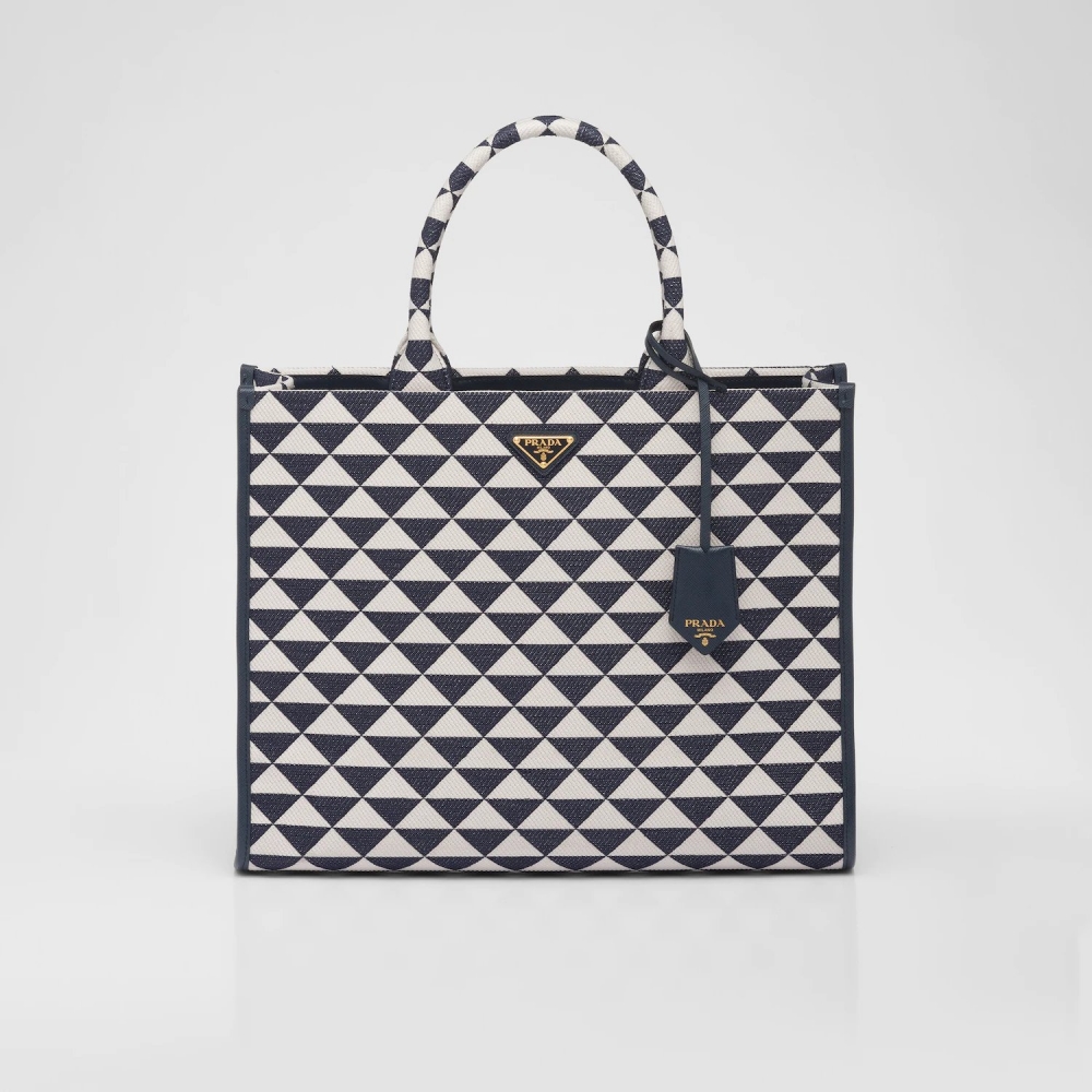 換上新色的Large Prada Symbole Jacquard Fabric Handbag。