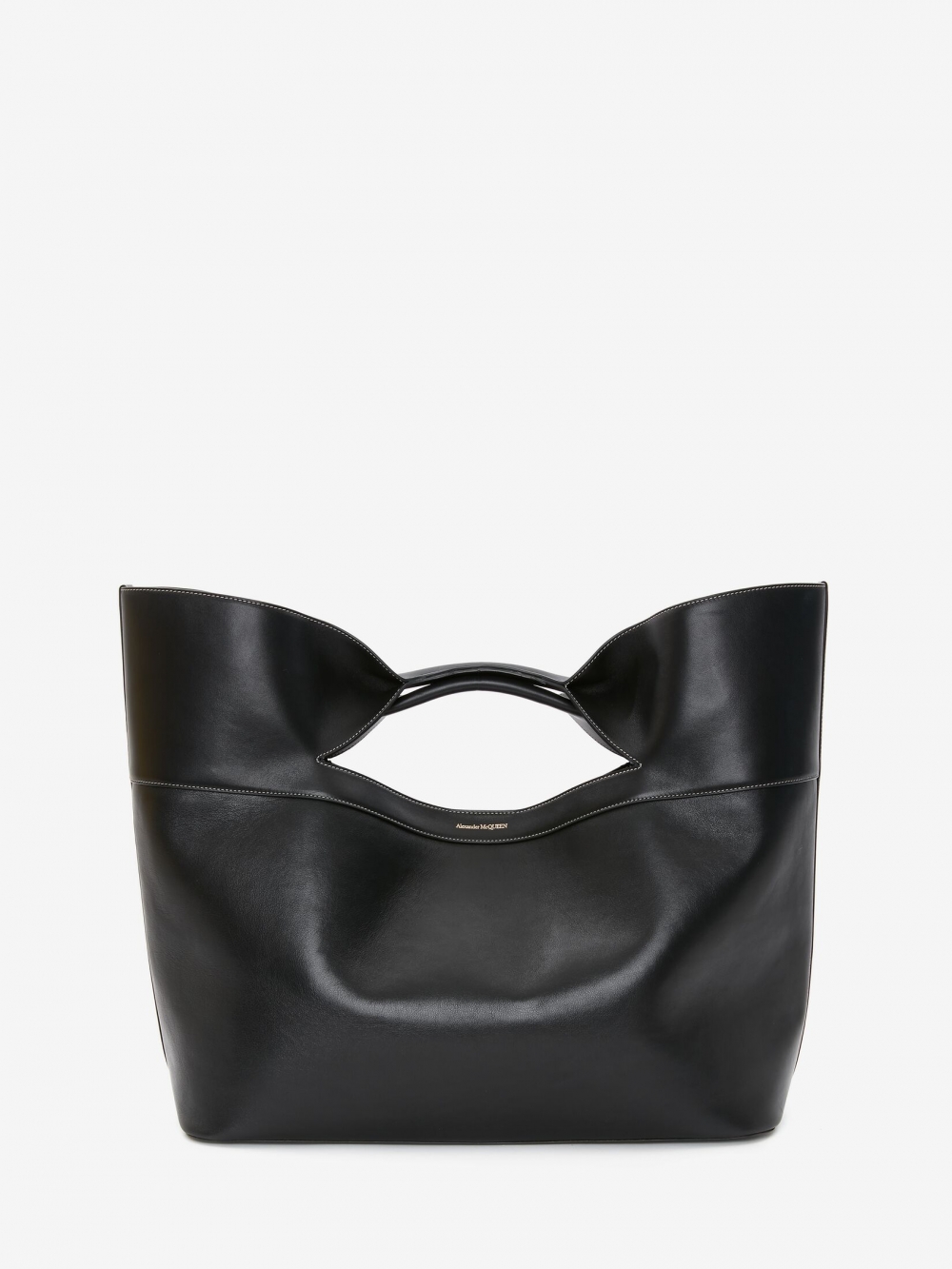 The Bow in Black