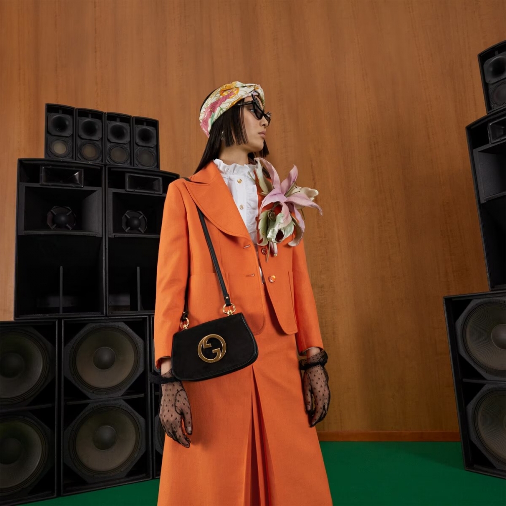 同樣也是附有兩種的揹帶。