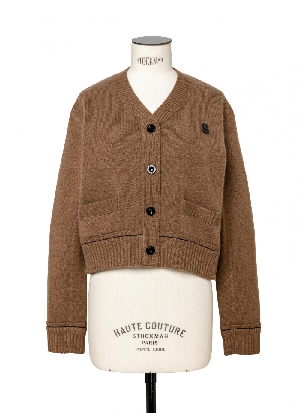 秦舒培穿著的s Cashmere Knit Cardigan。