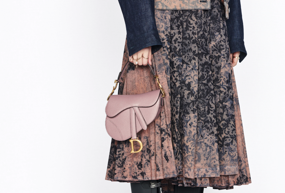 本季推出的新色,溫柔又優雅或許整是你喜歡的顏色。