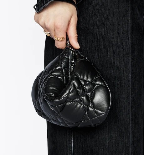 還能將它化作半月形的造型。