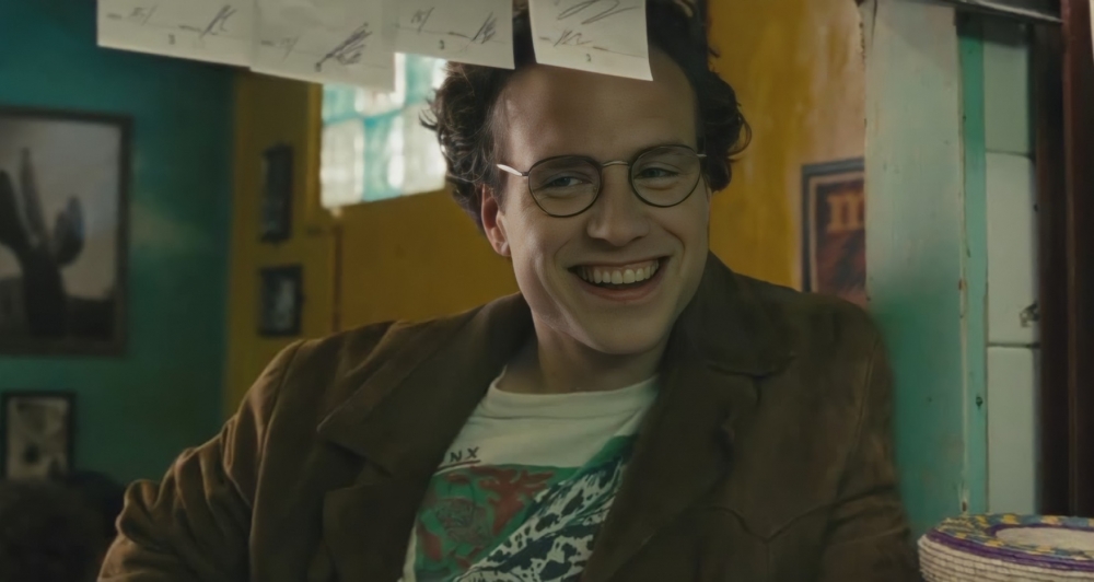 Emma的前男友,原本是由Rafe Spall飾演。