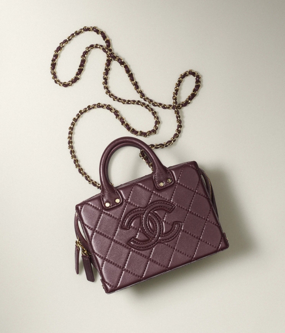 CHANEL Small Vanity Case