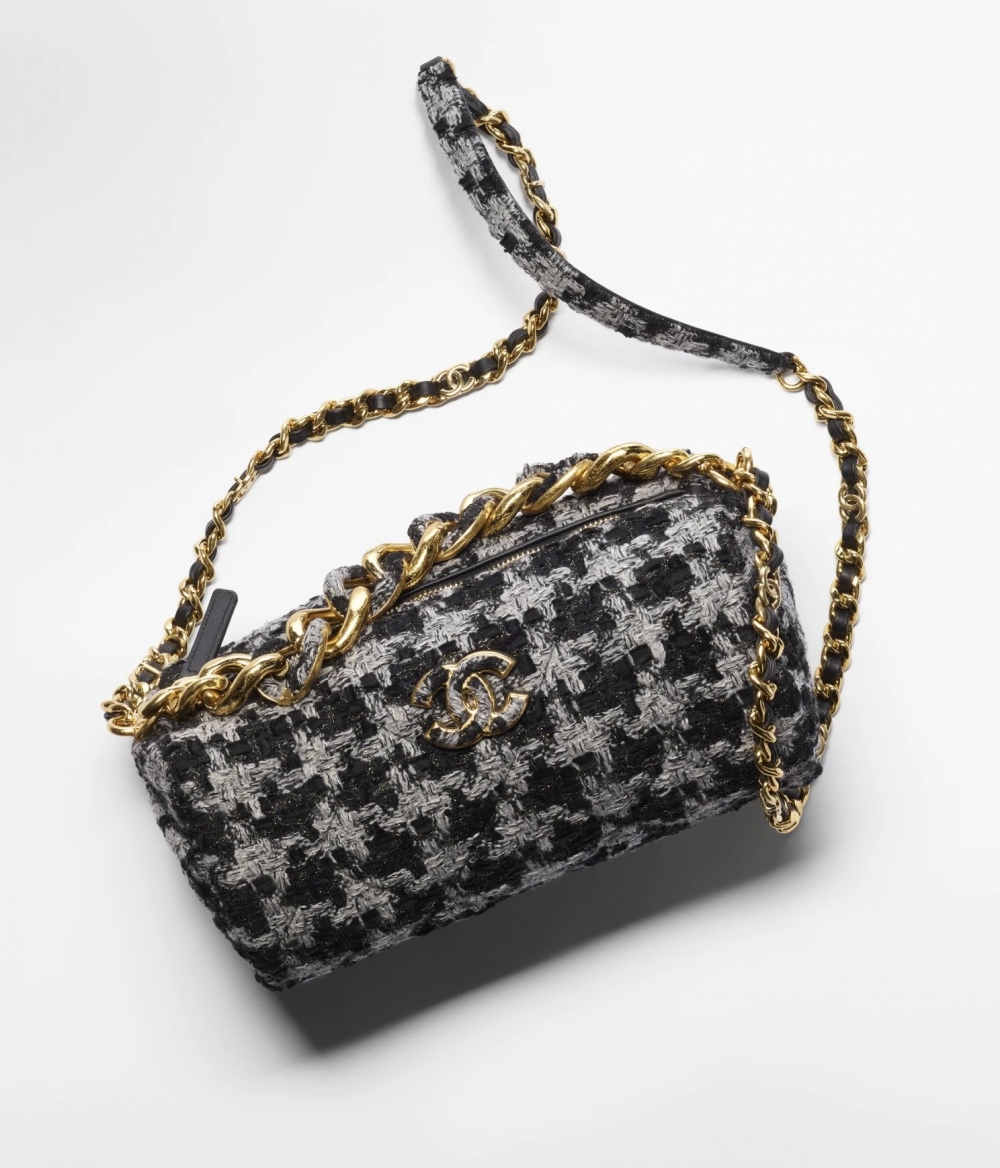 CHANEL Bowling Bag保齡球袋。