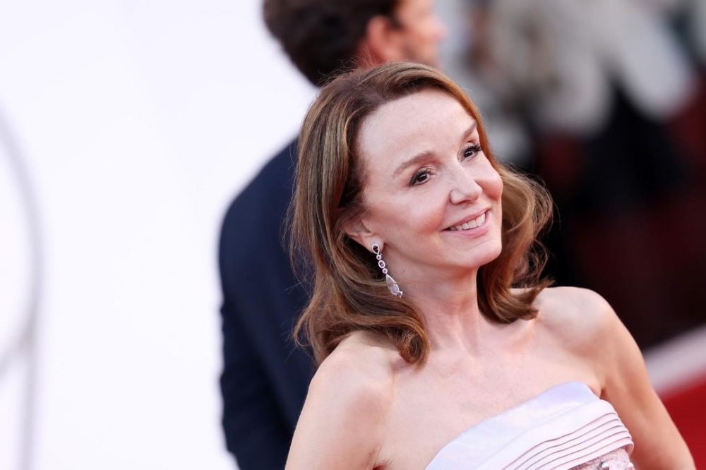 即使踏上紅地毯亦不會刻意追求濃妝豔抹。