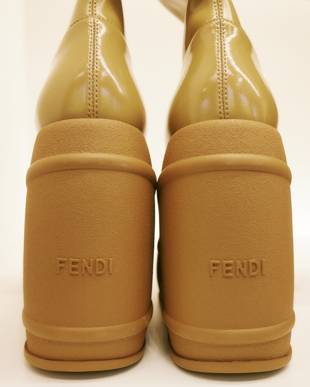 成為你不可忽視的下一款熱門設計。