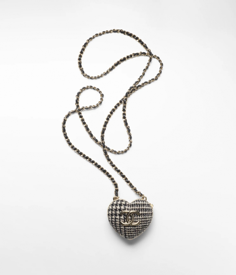 CHANEL Long Necklace千鳥格粗花呢。