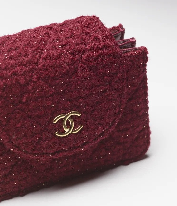 手風琴的夾層設計成為內部空間。