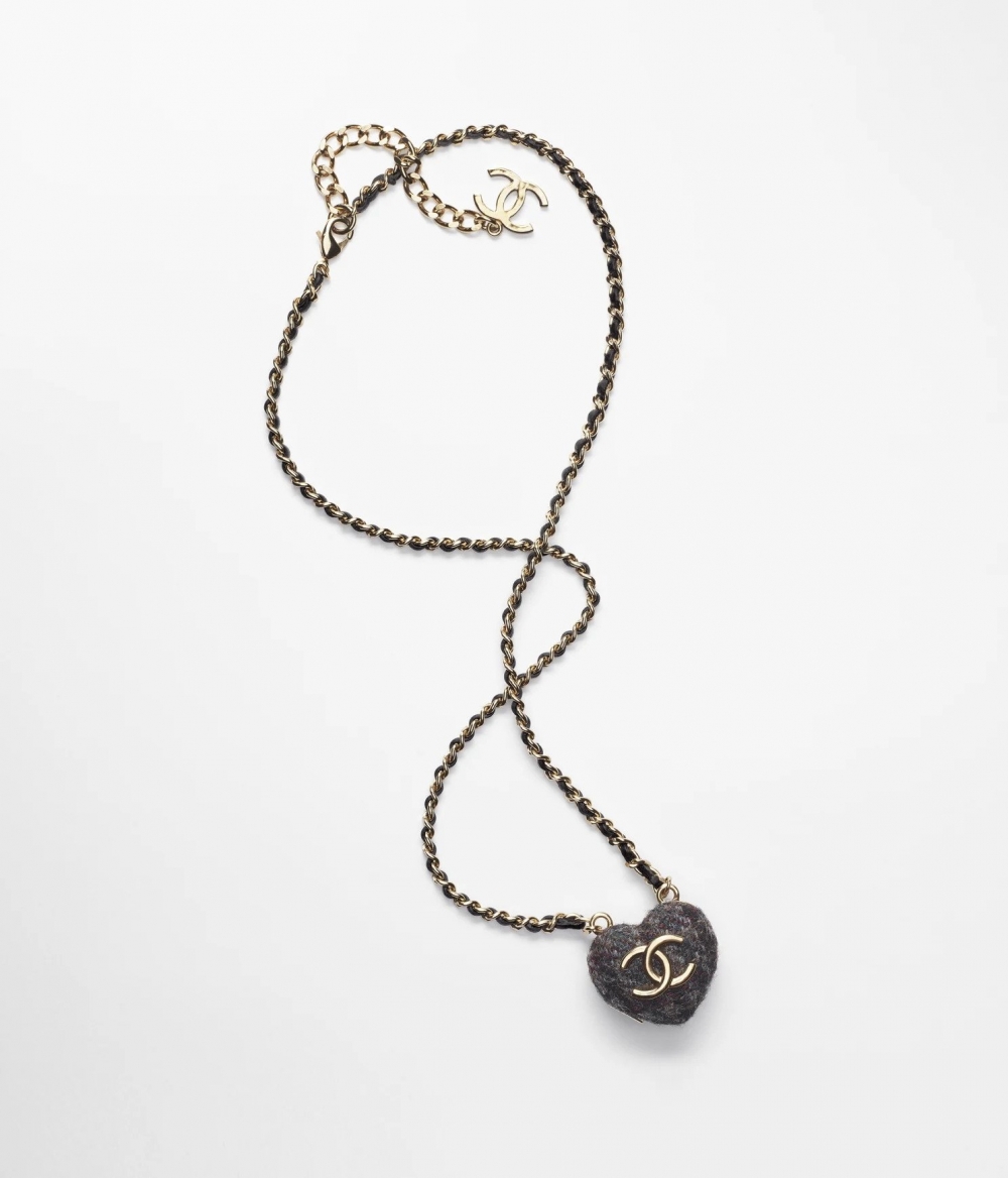 CHANEL Necklace粗花呢愛心。