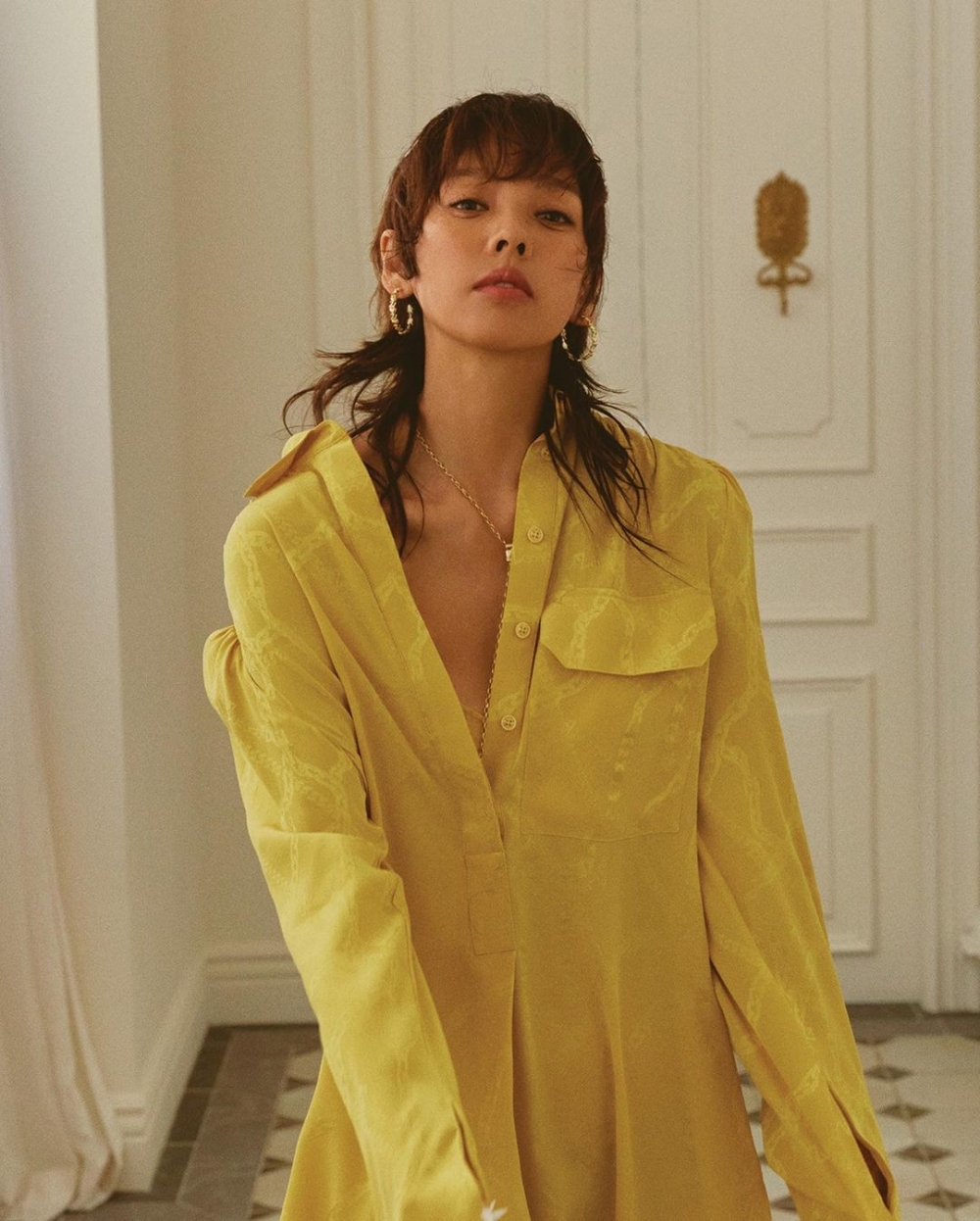 李孝利總是用帶點調皮的氣質呈現性感。