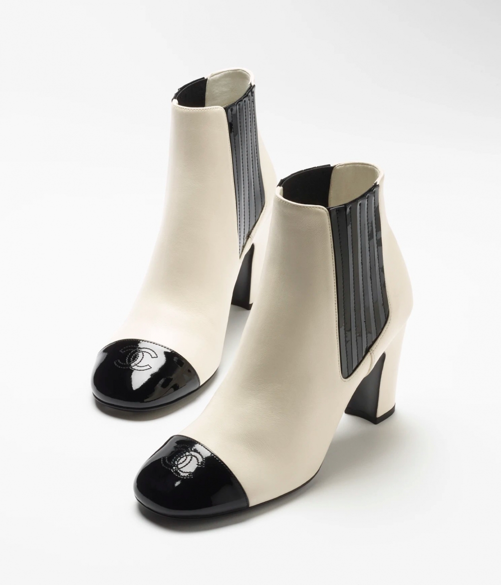 一樣推出了兩款顏色供你挑選。