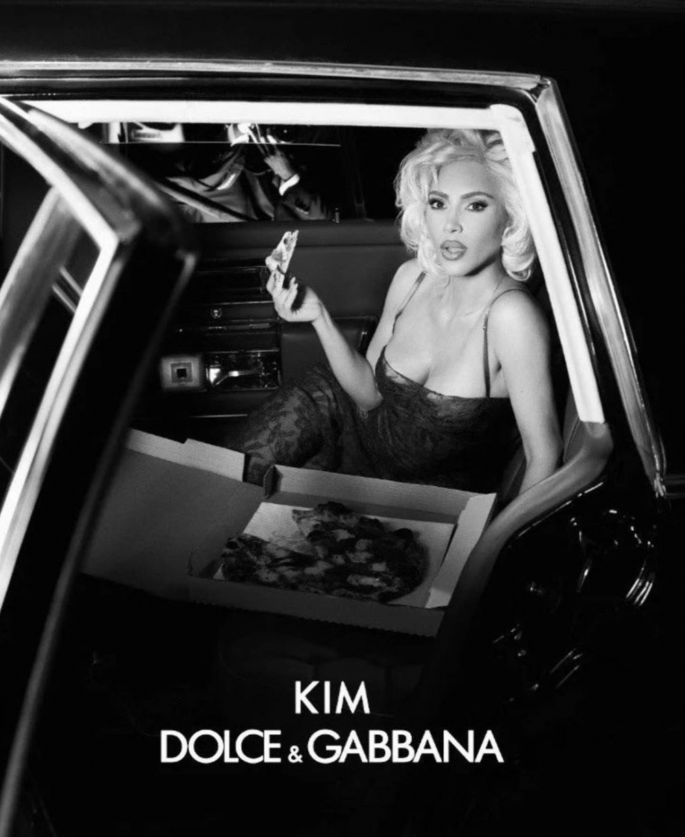 充分的展現自己的個人魅力。