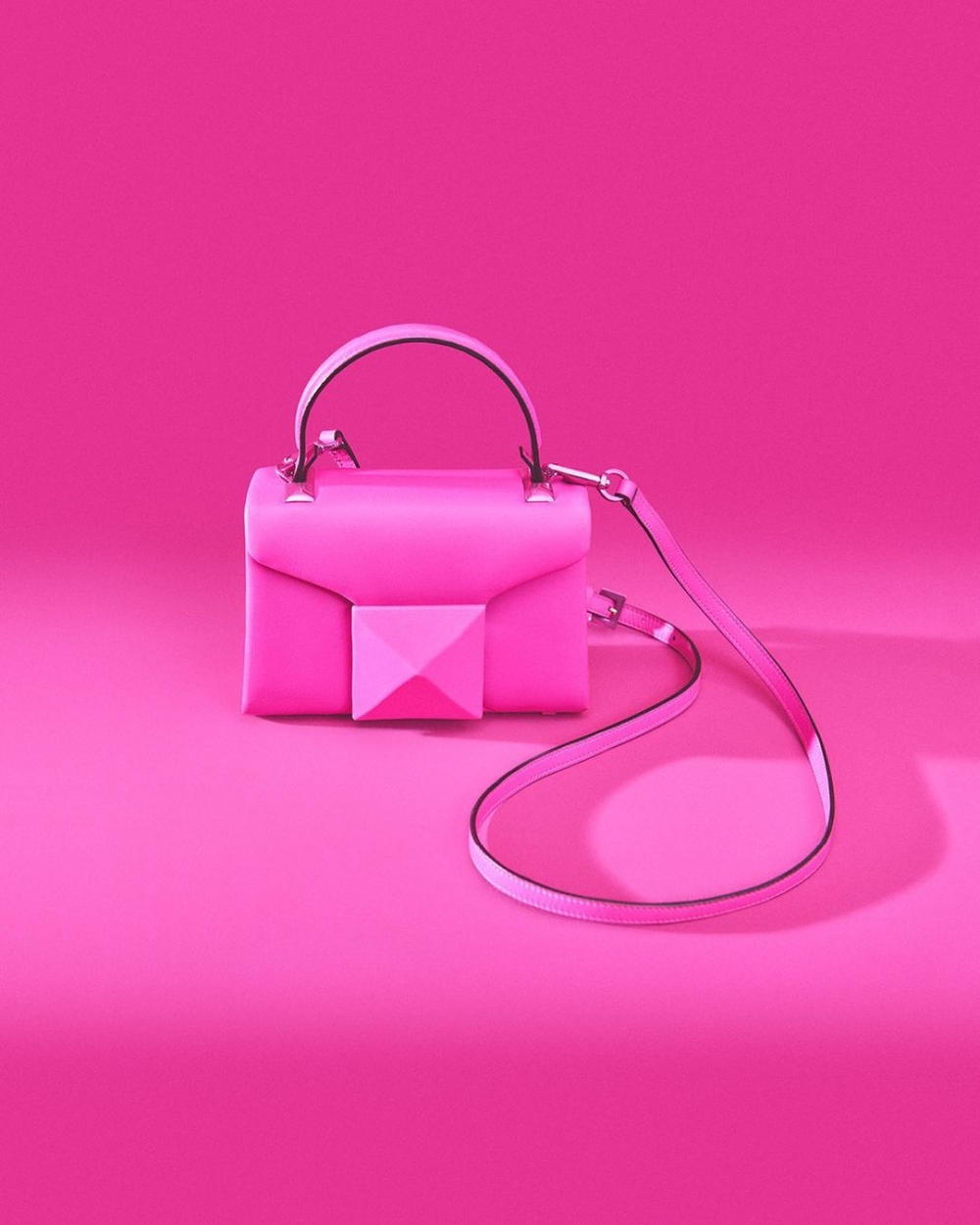 喜歡Valentino Pink PP手袋的讀者也不要錯過這次的系列。