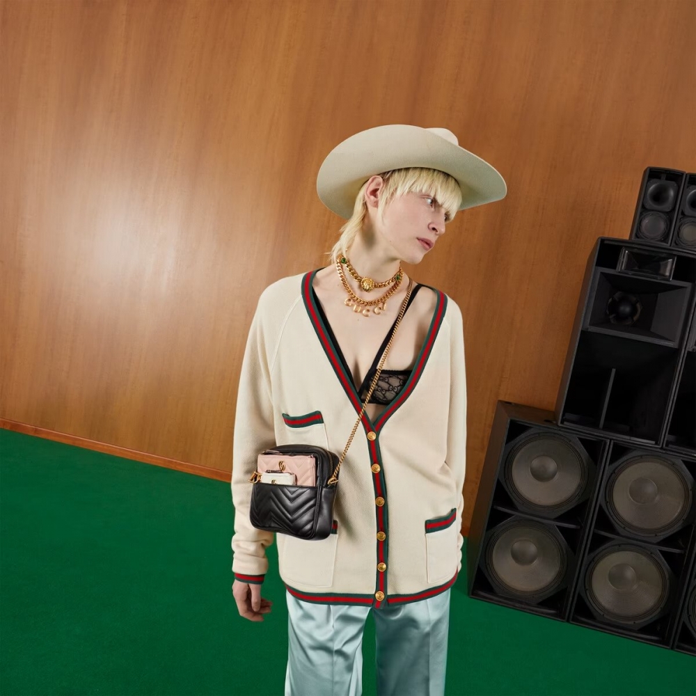 下次出門時帶上它讓你在街頭上也時髦出眾。