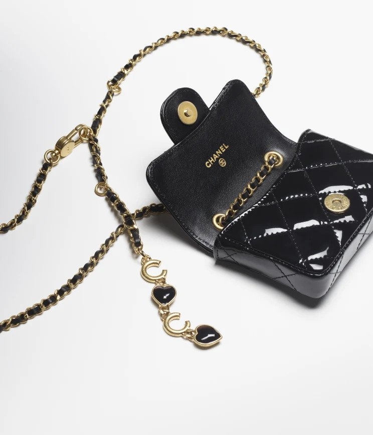 頂級工藝打造的小型腰包。