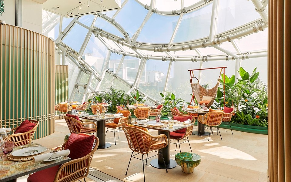 在愜意的空間中享用美食。