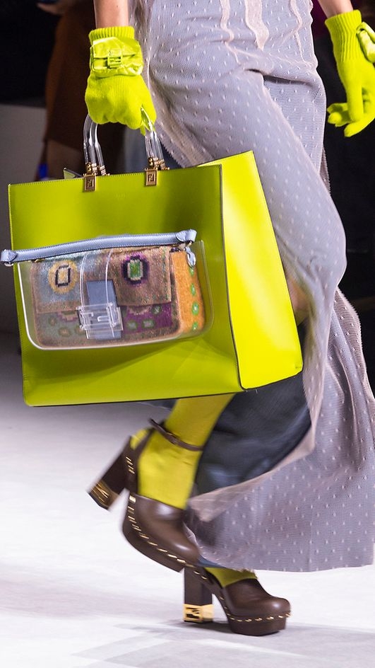 FENDI Sunshine加入Baguette包款。