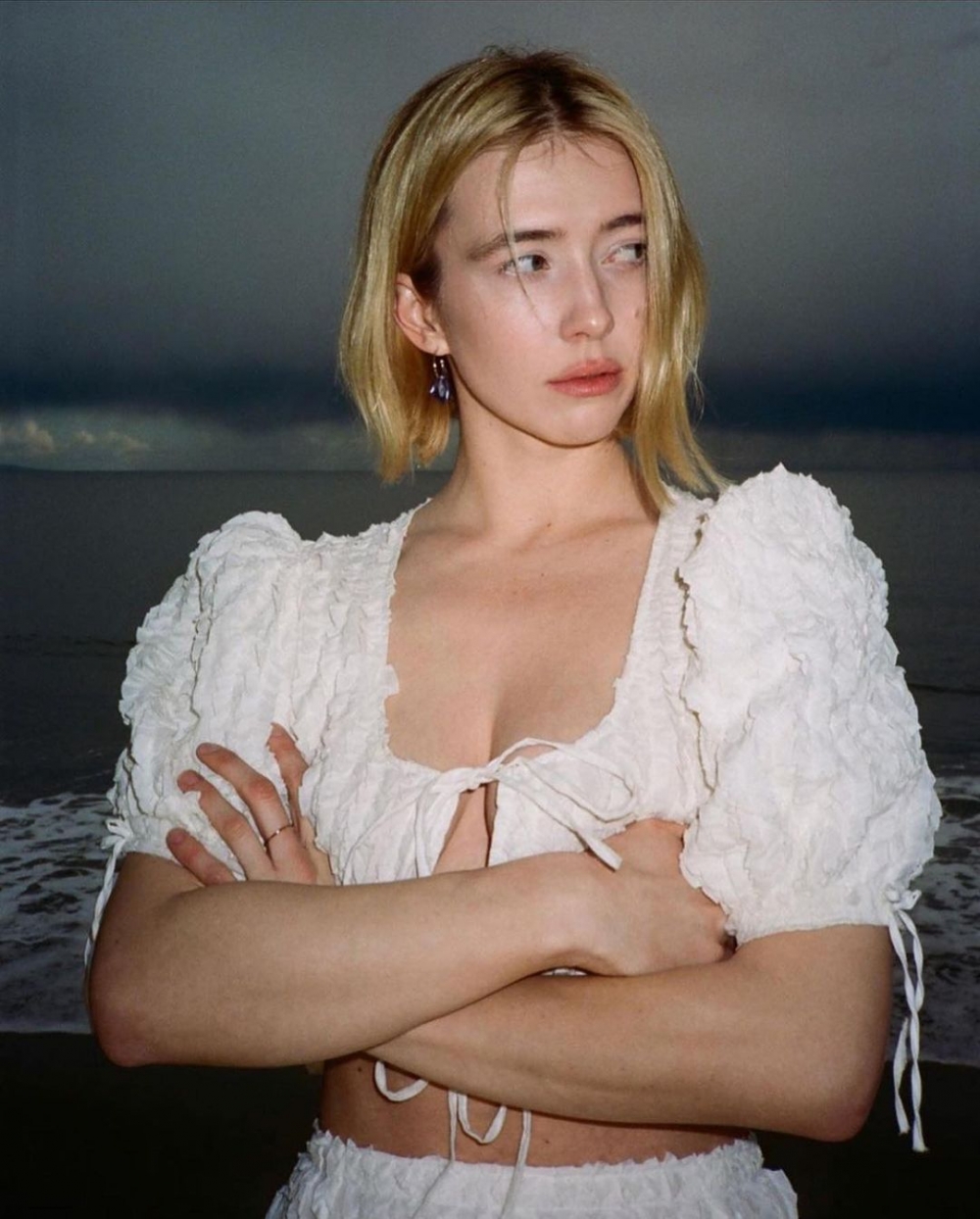 公主澎澎袖的設計，能讓你的穿搭更有造型。